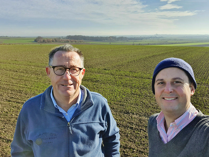 Karl Severin Traugott zu Besuch bei Familie Lust beim Lupinenanbau im Weinviertel