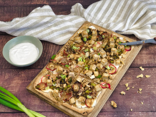 Flammkuchen mit Miso-Gemüse